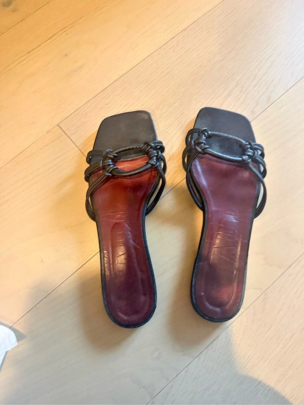 STAUD Adeline Flat Sandala